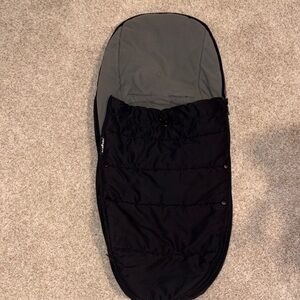 Cozy Black and Gray Kids stroller muff/bunting bag for Yo-yo stroller